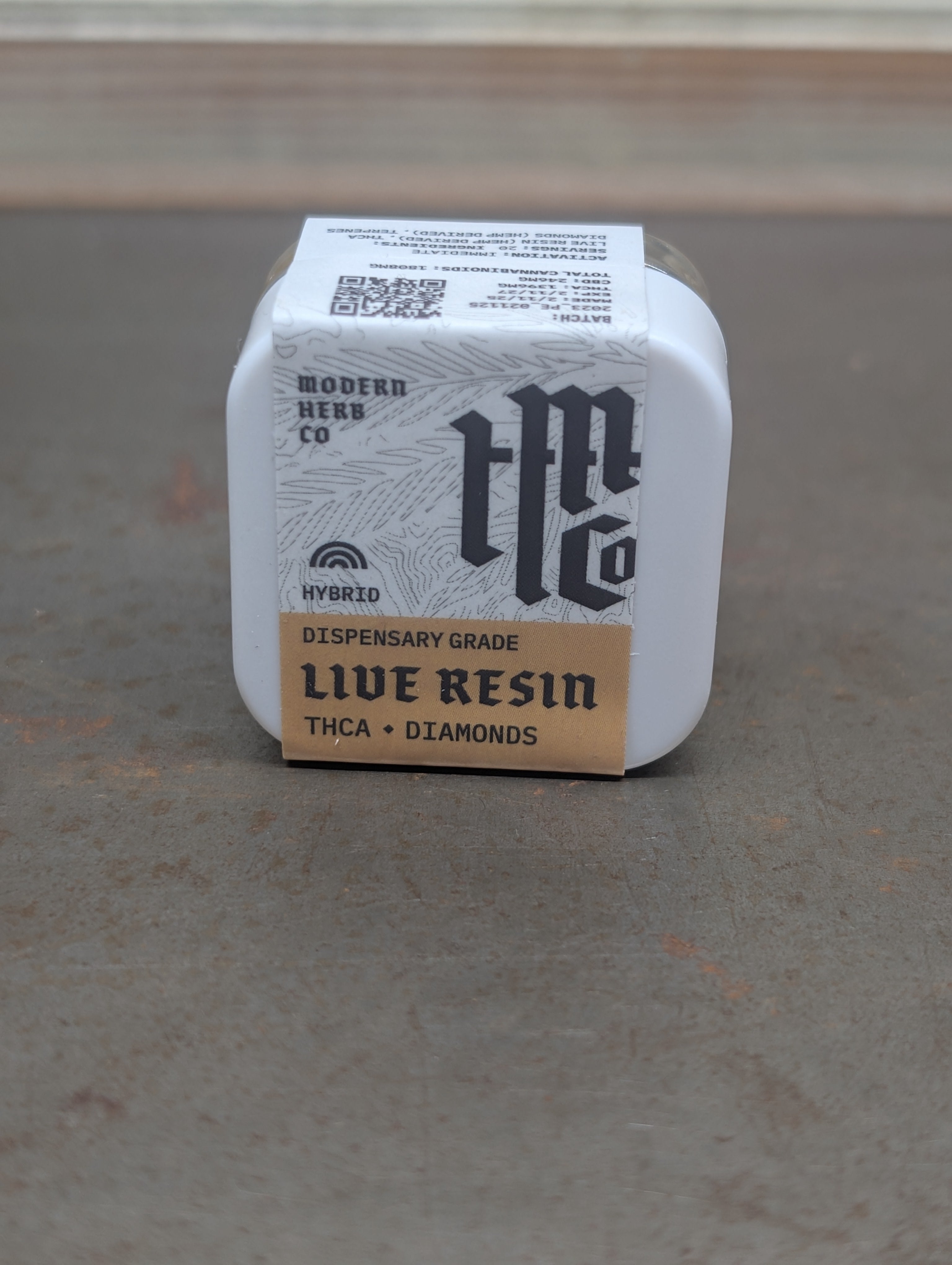 Modern Herb Live Resin +Diamonds 2G Dab