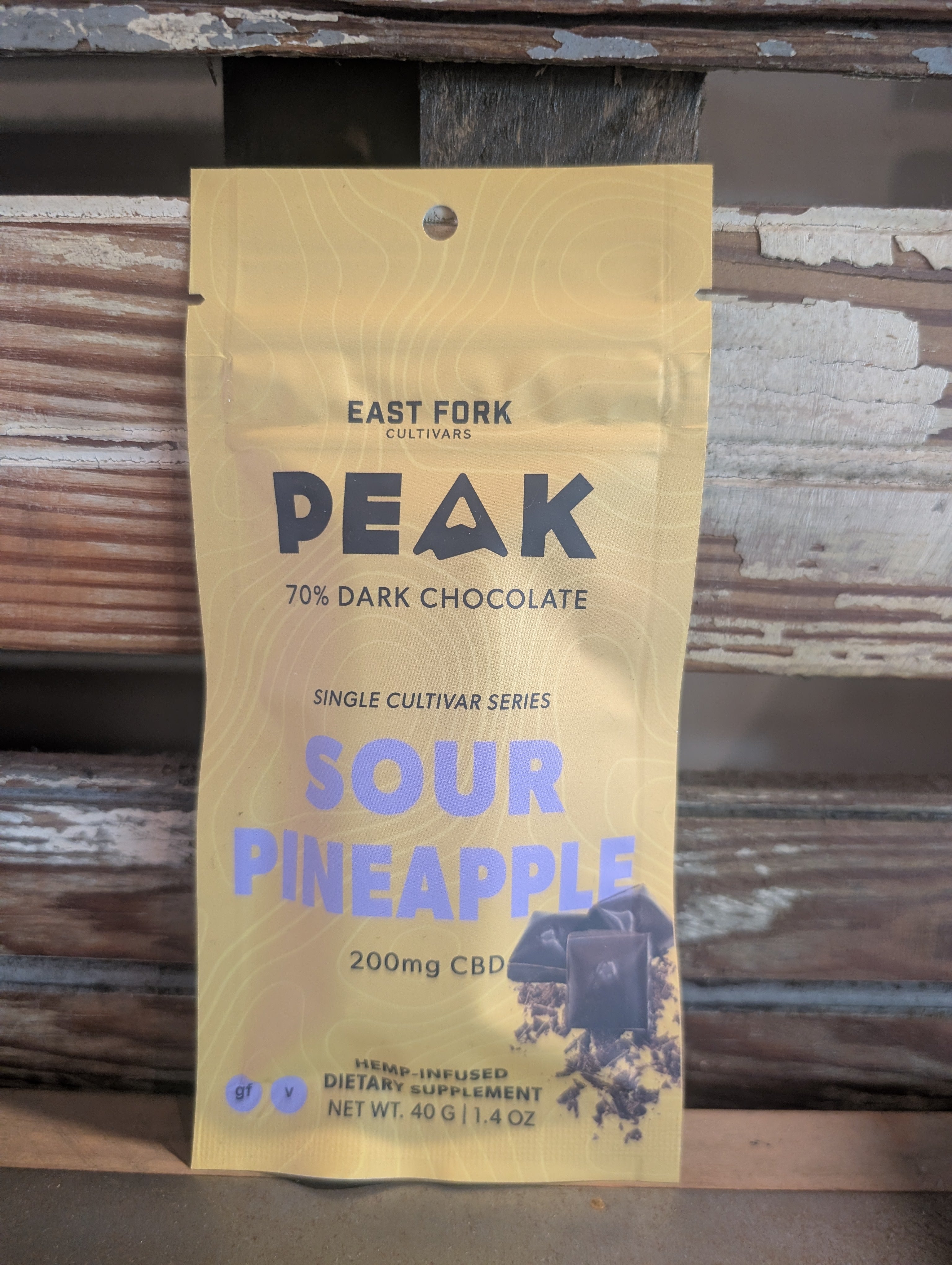 East Fork Sour Pineapple Dark Choc CBD, 200mg